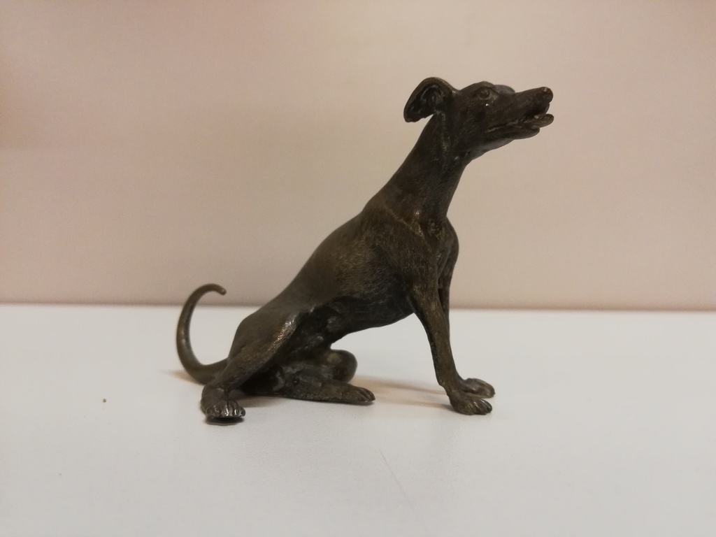 Bronzestatuette von Windhund