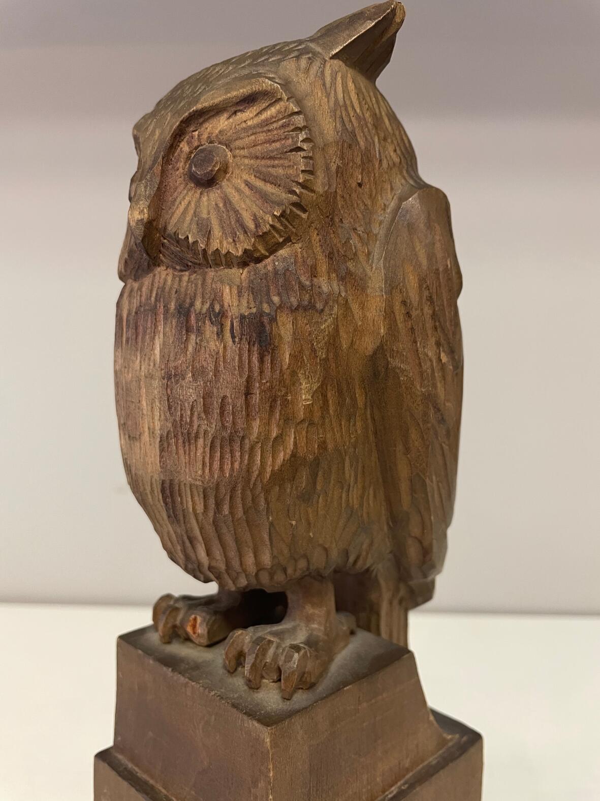 Eule, Holzfigur